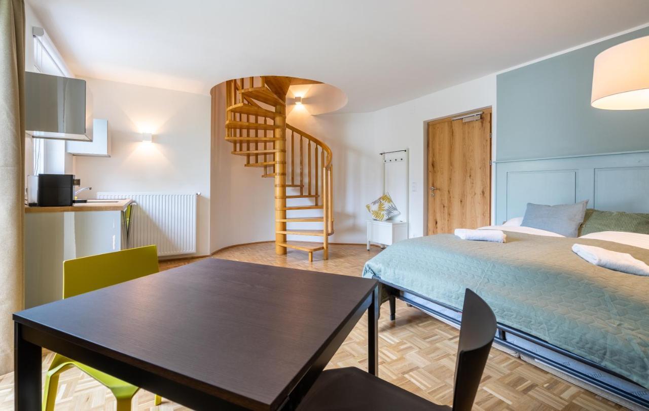 Sonnleitner Landhaus - Apartments Kotschach-Mauthen Екстер'єр фото